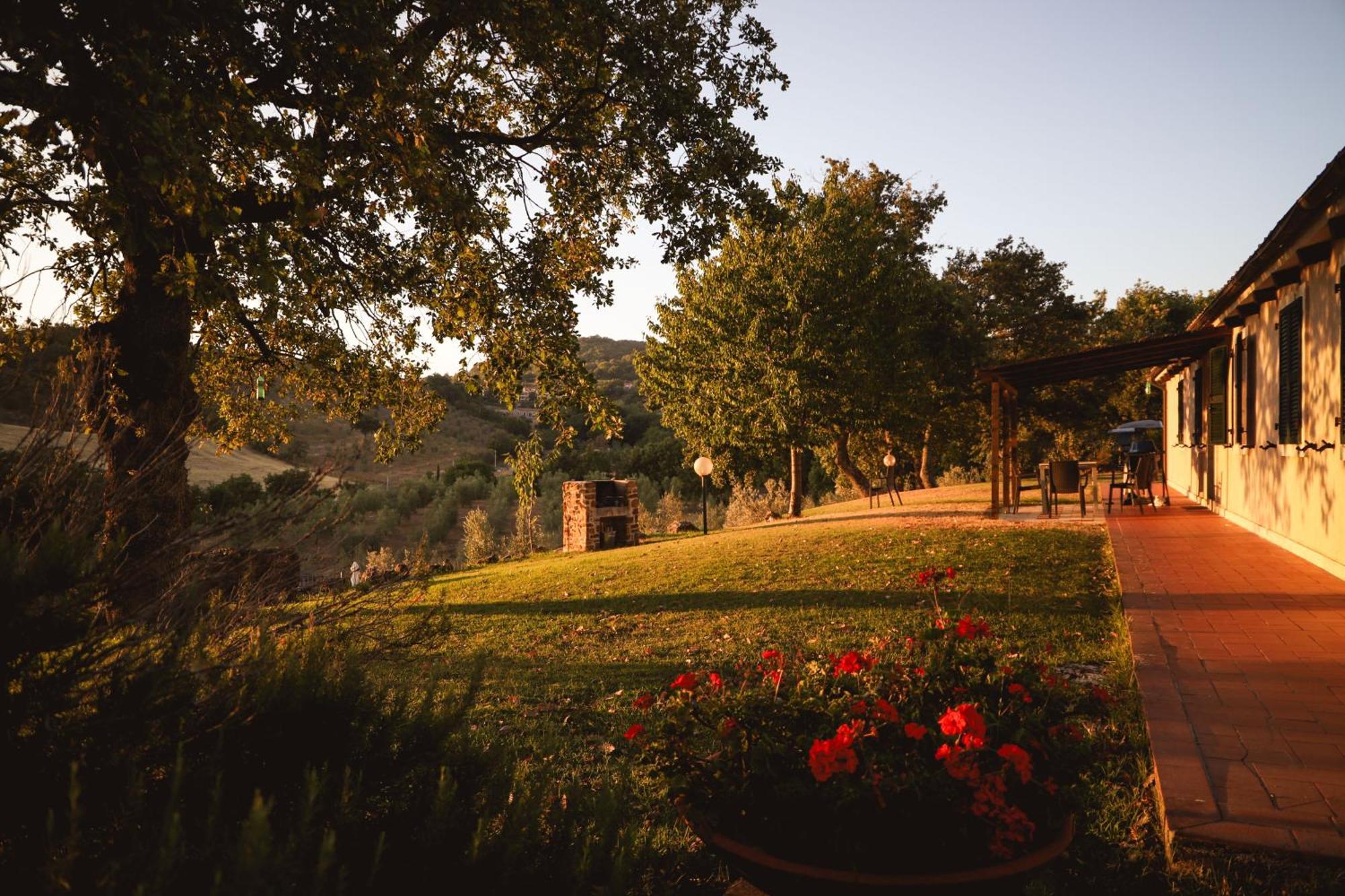 Bio Agriturismo Poggio Aione Сатурнія Екстер'єр фото