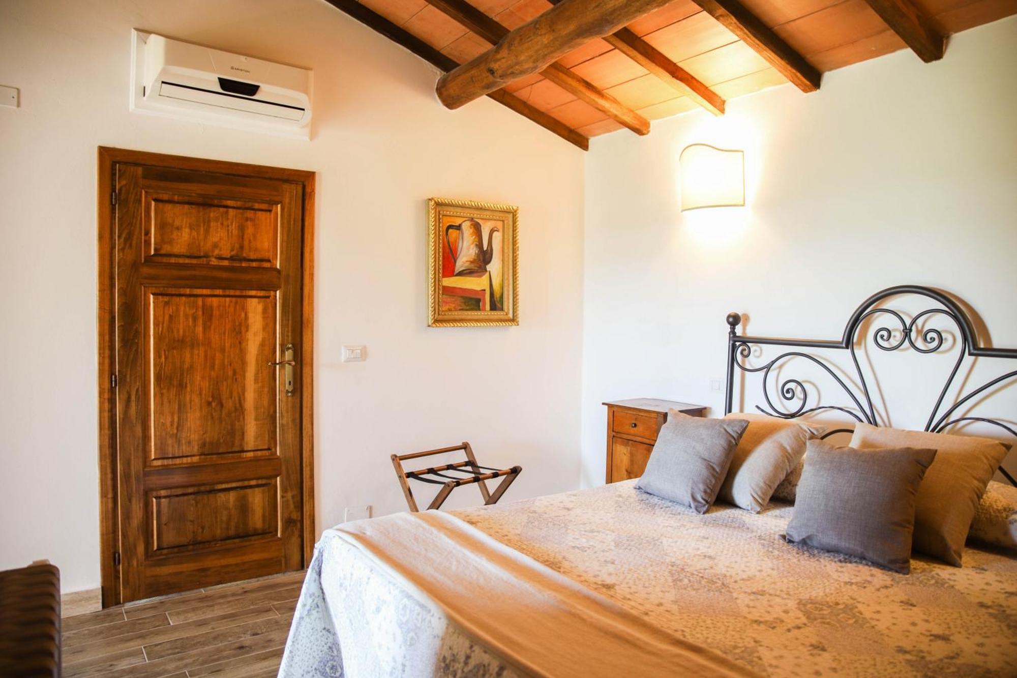 Bio Agriturismo Poggio Aione Сатурнія Екстер'єр фото